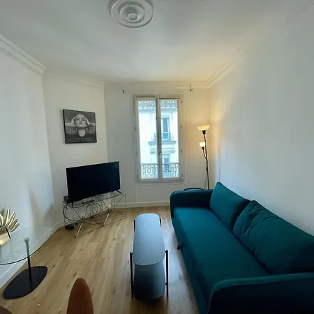 Tour Eiffel Maison De La Radio Apartment