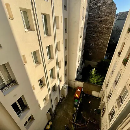 Apartment Tour Eiffel Maison De La Radio Paris